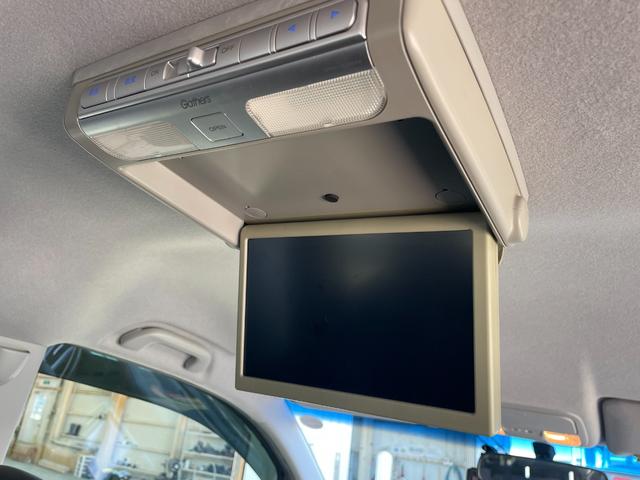 ステップワゴンスパーダ Z クールスピリット 純正ナビ バックカメラ フルセグTV ETC 前方ドライブレコーダー 横滑り防止装置 純正フロアマット純正サイドバイザー 両側電動スライドドア オートライト パドルシフト スマートキー(5枚目)