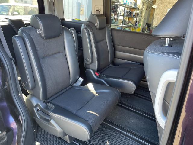 ステップワゴンスパーダ Z クールスピリット 純正ナビ バックカメラ フルセグTV ETC 前方ドライブレコーダー 横滑り防止装置 純正フロアマット純正サイドバイザー 両側電動スライドドア オートライト パドルシフト スマートキー(15枚目)