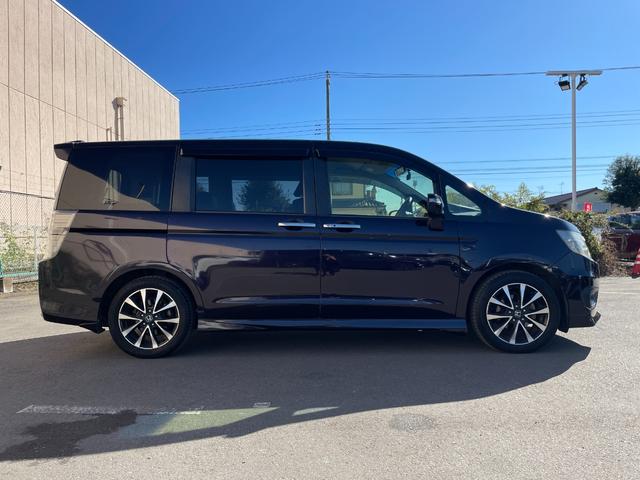 ステップワゴンスパーダ Z クールスピリット 純正ナビ バックカメラ フルセグTV ETC 前方ドライブレコーダー 横滑り防止装置 純正フロアマット純正サイドバイザー 両側電動スライドドア オートライト パドルシフト スマートキー(20枚目)