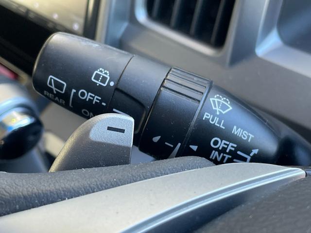 ステップワゴンスパーダ Z クールスピリット 純正ナビ バックカメラ フルセグTV ETC 前方ドライブレコーダー 横滑り防止装置 純正フロアマット純正サイドバイザー 両側電動スライドドア オートライト パドルシフト スマートキー(29枚目)