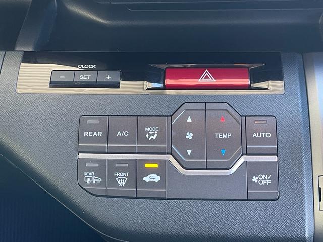 ステップワゴンスパーダ Z クールスピリット 純正ナビ バックカメラ フルセグTV ETC 前方ドライブレコーダー 横滑り防止装置 純正フロアマット純正サイドバイザー 両側電動スライドドア オートライト パドルシフト スマートキー(35枚目)