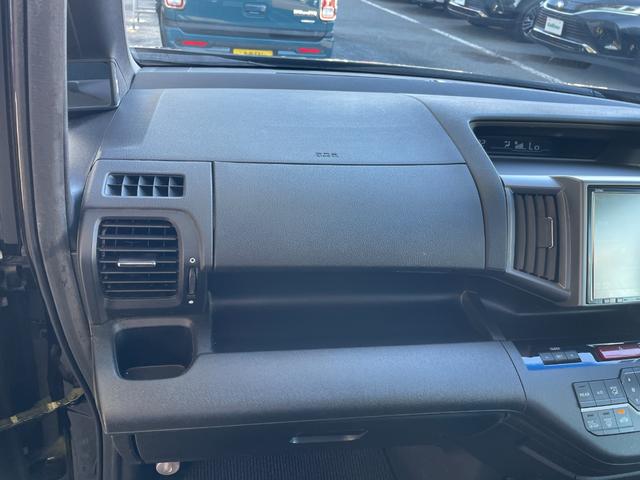 ステップワゴンスパーダ Z クールスピリット 純正ナビ バックカメラ フルセグTV ETC 前方ドライブレコーダー 横滑り防止装置 純正フロアマット純正サイドバイザー 両側電動スライドドア オートライト パドルシフト スマートキー(51枚目)