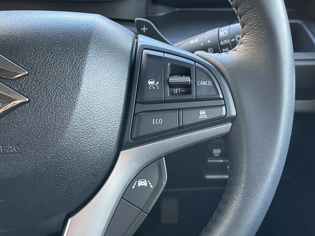 ◆【アダプティブクルーズコントロール（ＡＣＣ）】アクセルを踏まなくても、設定した速度で走行したり、先行謝意追従したりできます！機能には限界があるためご注意ください。