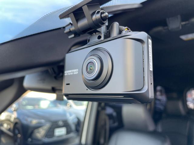 ヴォクシー ハイブリッドＳ－Ｚ　純正１０型ディスプレィオーディオ　プロジェクター式ＬＥＤヘッドライト　ハーフレザーシート　前後ドライブレコーダー　コーナーセンサー　レーダークルーズコントロール　オートマチックハイビーム（12枚目）