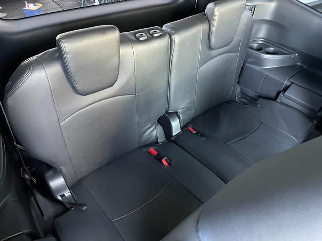 ヴォクシー ハイブリッドＳ－Ｚ　純正１０型ディスプレィオーディオ　プロジェクター式ＬＥＤヘッドライト　ハーフレザーシート　前後ドライブレコーダー　コーナーセンサー　レーダークルーズコントロール　オートマチックハイビーム（16枚目）