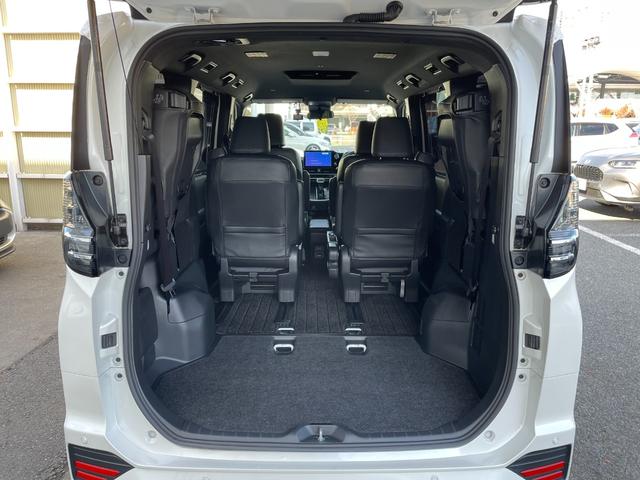 ヴォクシー ハイブリッドＳ－Ｚ　純正１０型ディスプレィオーディオ　プロジェクター式ＬＥＤヘッドライト　ハーフレザーシート　前後ドライブレコーダー　コーナーセンサー　レーダークルーズコントロール　オートマチックハイビーム（17枚目）