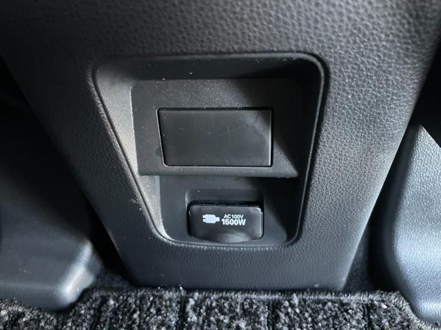 ヴォクシー ハイブリッドＳ－Ｚ　純正１０型ディスプレィオーディオ　プロジェクター式ＬＥＤヘッドライト　ハーフレザーシート　前後ドライブレコーダー　コーナーセンサー　レーダークルーズコントロール　オートマチックハイビーム（24枚目）