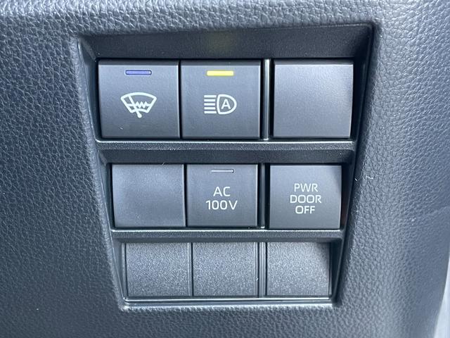 ヴォクシー ハイブリッドＳ－Ｚ　純正１０型ディスプレィオーディオ　プロジェクター式ＬＥＤヘッドライト　ハーフレザーシート　前後ドライブレコーダー　コーナーセンサー　レーダークルーズコントロール　オートマチックハイビーム（33枚目）