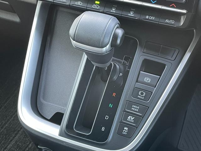 ヴォクシー ハイブリッドＳ－Ｚ　純正１０型ディスプレィオーディオ　プロジェクター式ＬＥＤヘッドライト　ハーフレザーシート　前後ドライブレコーダー　コーナーセンサー　レーダークルーズコントロール　オートマチックハイビーム（39枚目）