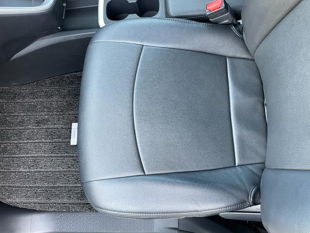 ヴォクシー ハイブリッドＳ－Ｚ　純正１０型ディスプレィオーディオ　プロジェクター式ＬＥＤヘッドライト　ハーフレザーシート　前後ドライブレコーダー　コーナーセンサー　レーダークルーズコントロール　オートマチックハイビーム（51枚目）