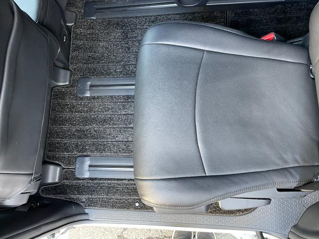 ヴォクシー ハイブリッドＳ－Ｚ　純正１０型ディスプレィオーディオ　プロジェクター式ＬＥＤヘッドライト　ハーフレザーシート　前後ドライブレコーダー　コーナーセンサー　レーダークルーズコントロール　オートマチックハイビーム（58枚目）