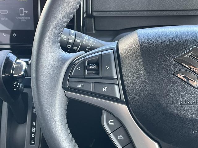 ◆【ステアリングスイッチ】手元のボタンから、オーディオやナビなどの操作ができるので、よそ見をせずに安全に運転に集中できます！