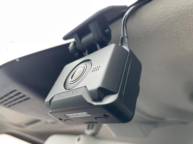 ジムニーシエラ ＪＣ　アルパイン９インチナビ　バックカメラ　ＵＳＢ　Ｂｌｕｅｔｏｏｔｈ　ＣＤ　ＤＶＤ　クルーズコントロールシステム　フロアマット　ＥＴＣ　ＡＢＳ　横滑り防止装置　コーナーセンサー　レーンアシスト（12枚目）