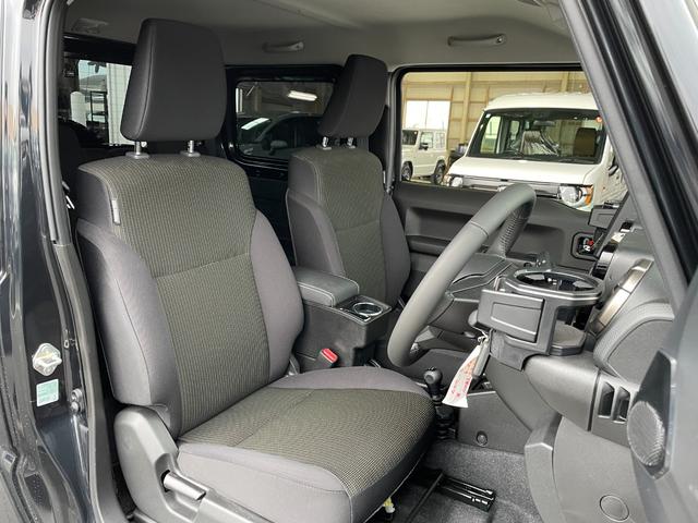 ジムニーシエラ ＪＣ　アルパイン９インチナビ　バックカメラ　ＵＳＢ　Ｂｌｕｅｔｏｏｔｈ　ＣＤ　ＤＶＤ　クルーズコントロールシステム　フロアマット　ＥＴＣ　ＡＢＳ　横滑り防止装置　コーナーセンサー　レーンアシスト（14枚目）