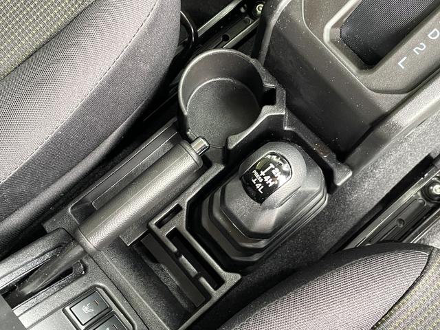 ジムニーシエラ ＪＣ　アルパイン９インチナビ　バックカメラ　ＵＳＢ　Ｂｌｕｅｔｏｏｔｈ　ＣＤ　ＤＶＤ　クルーズコントロールシステム　フロアマット　ＥＴＣ　ＡＢＳ　横滑り防止装置　コーナーセンサー　レーンアシスト（41枚目）