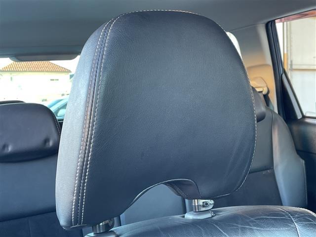 エクシーガ ２．５ｉアイサイト　アルカンターラセレクション　ストラーダナビ　追従クルコン　ドラレコ　ＳＩ－ＤＲＩＶＥ　横滑り制御機能　ＰＣＳ　ビルトインＥＴＣ　電格ミラー　ヘッドライトレベライザー　パドルシフト　純正フロアマット　ドアバイザー　社外ＡＷ（30枚目）