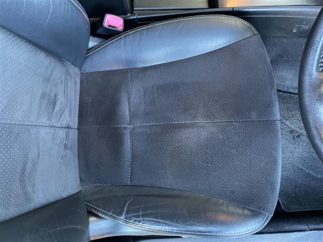 エクシーガ ２．５ｉアイサイト　アルカンターラセレクション　ストラーダナビ　追従クルコン　ドラレコ　ＳＩ－ＤＲＩＶＥ　横滑り制御機能　ＰＣＳ　ビルトインＥＴＣ　電格ミラー　ヘッドライトレベライザー　パドルシフト　純正フロアマット　ドアバイザー　社外ＡＷ（32枚目）