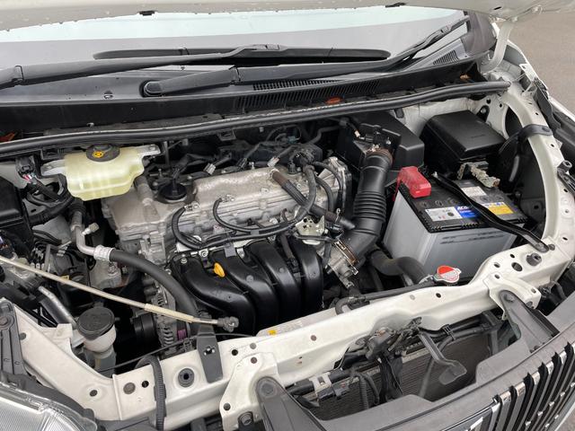 エスクァイア Gi 純正ナビ Bluetooth フルセグTV バックカメラ シートヒーター クルーズコントロールシステム 両側電動スライドドア サイドバイザー ETC 純正フロアマット 純正アルミホイール 純正LED(80枚目)