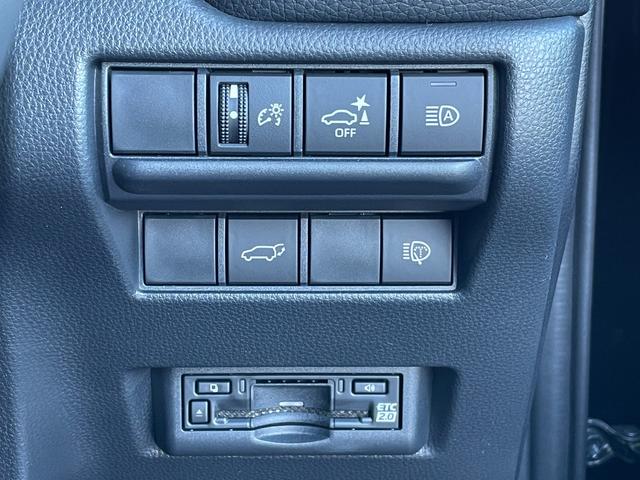 ランドクルーザー２５０ ＶＸ　１２．３型純正ナビ　フルセグ　Ｂｌｕｅｔｏｏｔｈ　ＵＳＢ　ＨＤＭＩ接続　サンルーフ　レザーシート　シートーヒーター　シートベンチレーション　デジタルインナーミラー　パノラマモニター　３眼ＬＥＤライト（32枚目）