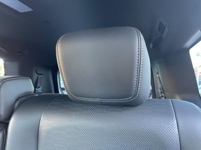 ランドクルーザー２５０ ＶＸ　１２．３型純正ナビ　フルセグ　Ｂｌｕｅｔｏｏｔｈ　ＵＳＢ　ＨＤＭＩ接続　サンルーフ　レザーシート　シートーヒーター　シートベンチレーション　デジタルインナーミラー　パノラマモニター　３眼ＬＥＤライト（56枚目）