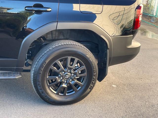 ランドクルーザー２５０ ＶＸ　１２．３型純正ナビ　フルセグ　Ｂｌｕｅｔｏｏｔｈ　ＵＳＢ　ＨＤＭＩ接続　サンルーフ　レザーシート　シートーヒーター　シートベンチレーション　デジタルインナーミラー　パノラマモニター　３眼ＬＥＤライト（74枚目）