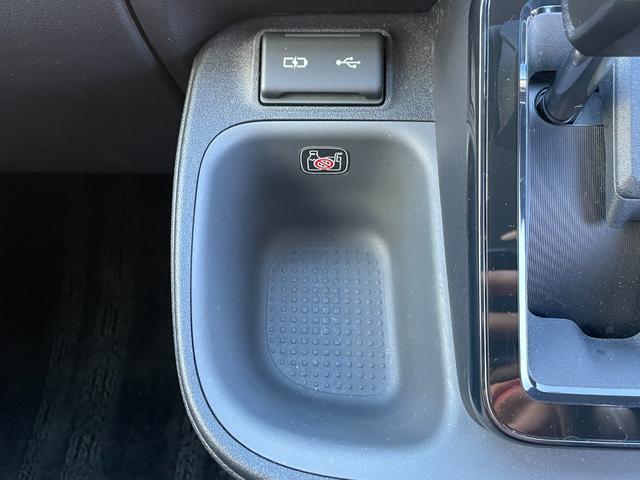 シエンタ G 純正8型ディスプレイオーディオ 両側電動ドア BSM ビルトイン2.0ETC 追従クルーズコントロール トヨタセーフティセンス Bluetooth バックカメラ オートライト コーナーセンサー 禁煙(38枚目)