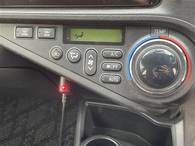 アクア Ｇ　純正ナビ　バックビューモニター　ドライブレコーダー　シートヒーター　ドライブモード　ナノイー　車両接近通報装置　電格ミラー　純正フロアマット　ドアバイザー　プッシュスタート　スマートキー　フォグランプ（31枚目）