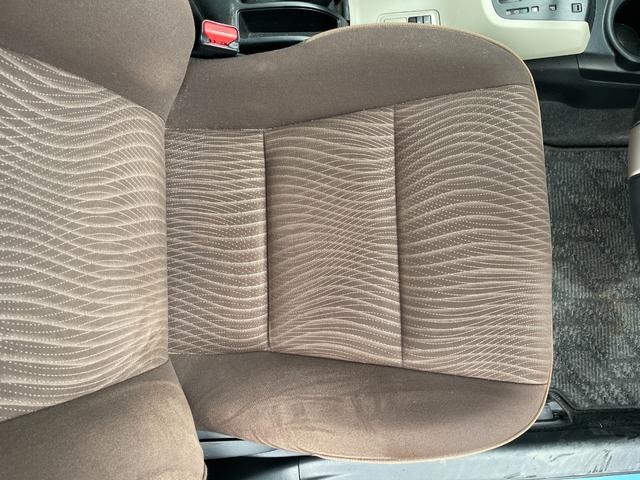 アクア Ｇ　純正ナビ　バックビューモニター　ドライブレコーダー　シートヒーター　ドライブモード　ナノイー　車両接近通報装置　電格ミラー　純正フロアマット　ドアバイザー　プッシュスタート　スマートキー　フォグランプ（45枚目）