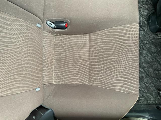 アクア Ｇ　純正ナビ　バックビューモニター　ドライブレコーダー　シートヒーター　ドライブモード　ナノイー　車両接近通報装置　電格ミラー　純正フロアマット　ドアバイザー　プッシュスタート　スマートキー　フォグランプ（50枚目）