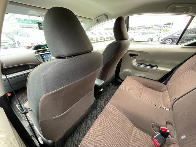 アクア Ｇ　純正ナビ　バックビューモニター　ドライブレコーダー　シートヒーター　ドライブモード　ナノイー　車両接近通報装置　電格ミラー　純正フロアマット　ドアバイザー　プッシュスタート　スマートキー　フォグランプ（63枚目）