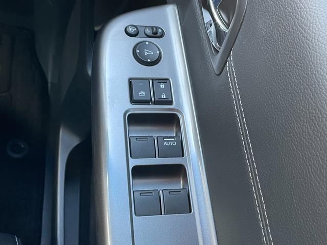 ステップワゴンスパーダ ｅ：ＨＥＶスパーダ　Ｇ・ＥＸ　ホンダセンシング　ディスプレイオーディオ　Ｂｌｕｅｔｏｏｔｈ　両側電動スライドドア　追従型クルーズコントロールシステム　ＥＴＣ　前後ドライブレコーダー　３列シート　わくわくゲート　衝突被害軽減システム（31枚目）