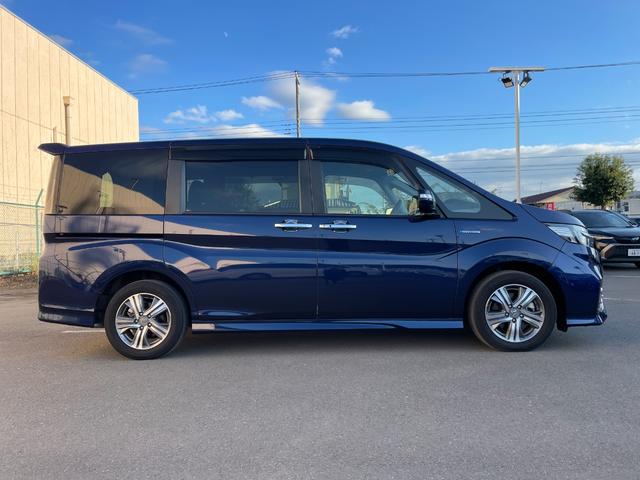 ステップワゴンスパーダ ｅ：ＨＥＶスパーダ　Ｇ・ＥＸ　ホンダセンシング　ディスプレイオーディオ　Ｂｌｕｅｔｏｏｔｈ　両側電動スライドドア　追従型クルーズコントロールシステム　ＥＴＣ　前後ドライブレコーダー　３列シート　わくわくゲート　衝突被害軽減システム（66枚目）