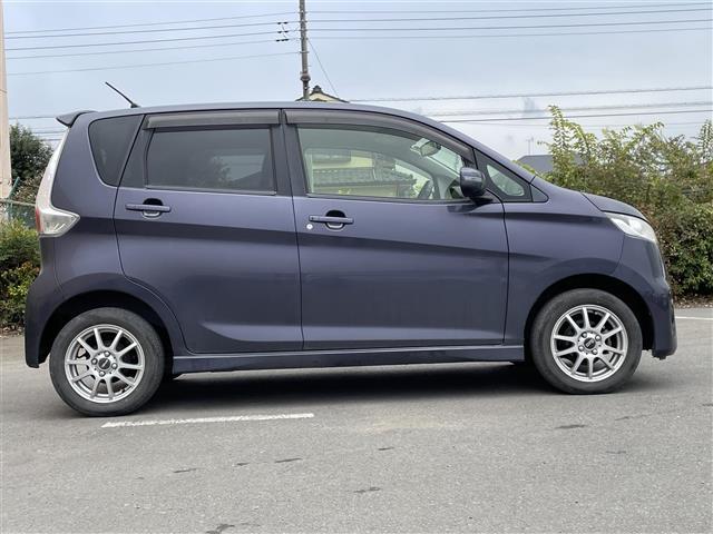 デイズ ハイウェイスター G clarionナビ ワンセグTV アラウンドビューモニター ETC 電格ミラー アイドリングストップ ステアリングスイッチ フロアマット ドアバイザー プッシュスタート スマートキー(16枚目)