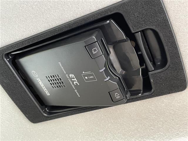 ビアンテ ２０Ｓナビスペシャル　純正ナビ　バックカメラ　サイドカメラ　両側パワスラ　ＤＳＣ　ビルトインＥＴＣ　ステアリングスイッチ　ｉ－ｓｔｏｐ　　電格ミラー　純正フロアマット　純正アルミ　ドアバイザー（36枚目）