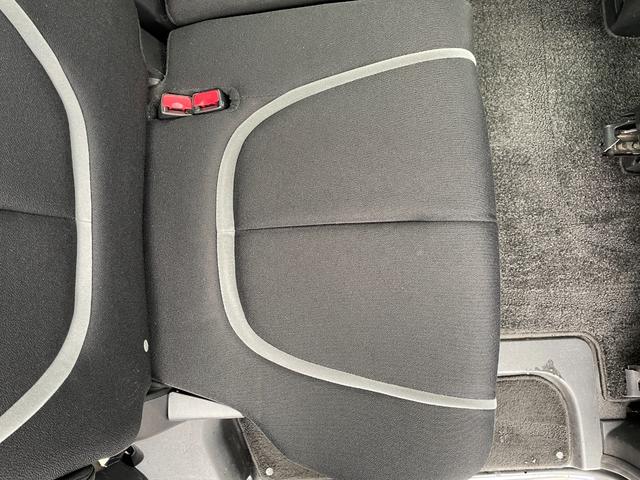 ビアンテ ２０Ｓナビスペシャル　純正ナビ　バックカメラ　サイドカメラ　両側パワスラ　ＤＳＣ　ビルトインＥＴＣ　ステアリングスイッチ　ｉ－ｓｔｏｐ　　電格ミラー　純正フロアマット　純正アルミ　ドアバイザー（48枚目）