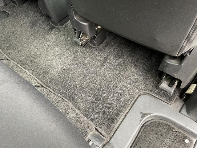 ビアンテ ２０Ｓナビスペシャル　純正ナビ　バックカメラ　サイドカメラ　両側パワスラ　ＤＳＣ　ビルトインＥＴＣ　ステアリングスイッチ　ｉ－ｓｔｏｐ　　電格ミラー　純正フロアマット　純正アルミ　ドアバイザー（49枚目）