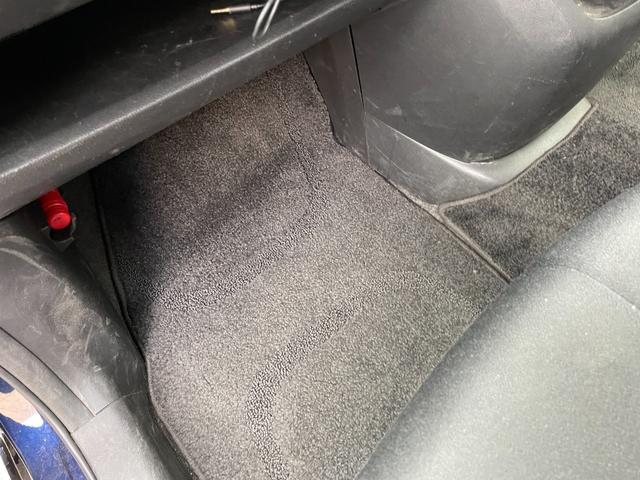 ビアンテ ２０Ｓナビスペシャル　純正ナビ　バックカメラ　サイドカメラ　両側パワスラ　ＤＳＣ　ビルトインＥＴＣ　ステアリングスイッチ　ｉ－ｓｔｏｐ　　電格ミラー　純正フロアマット　純正アルミ　ドアバイザー（55枚目）