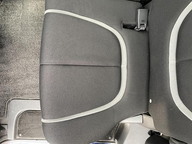 ビアンテ ２０Ｓナビスペシャル　純正ナビ　バックカメラ　サイドカメラ　両側パワスラ　ＤＳＣ　ビルトインＥＴＣ　ステアリングスイッチ　ｉ－ｓｔｏｐ　　電格ミラー　純正フロアマット　純正アルミ　ドアバイザー（59枚目）