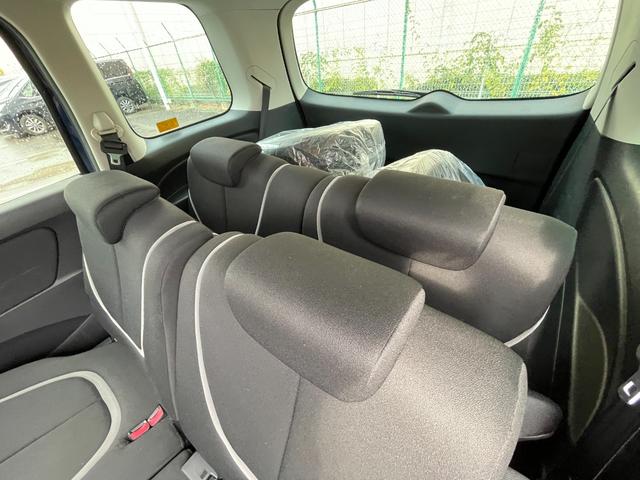 ビアンテ ２０Ｓナビスペシャル　純正ナビ　バックカメラ　サイドカメラ　両側パワスラ　ＤＳＣ　ビルトインＥＴＣ　ステアリングスイッチ　ｉ－ｓｔｏｐ　　電格ミラー　純正フロアマット　純正アルミ　ドアバイザー（62枚目）