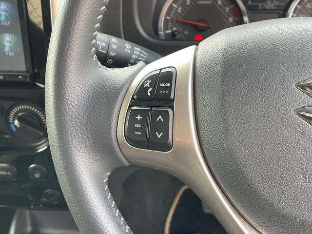 ジムニー ランドベンチャー　４ＷＤ　５Ｆ　純正ナビ　フルセグＴＶ　シートヒーター　ミラー型前後ドラレコ　合皮シート　純正フロアマット　ドアバイザー　純正１６インチＡＷ　Ｂｌｕｅｔｏｏｔｈ　禁煙（8枚目）