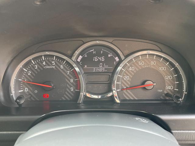 ジムニー ランドベンチャー　４ＷＤ　５Ｆ　純正ナビ　フルセグＴＶ　シートヒーター　ミラー型前後ドラレコ　合皮シート　純正フロアマット　ドアバイザー　純正１６インチＡＷ　Ｂｌｕｅｔｏｏｔｈ　禁煙（21枚目）