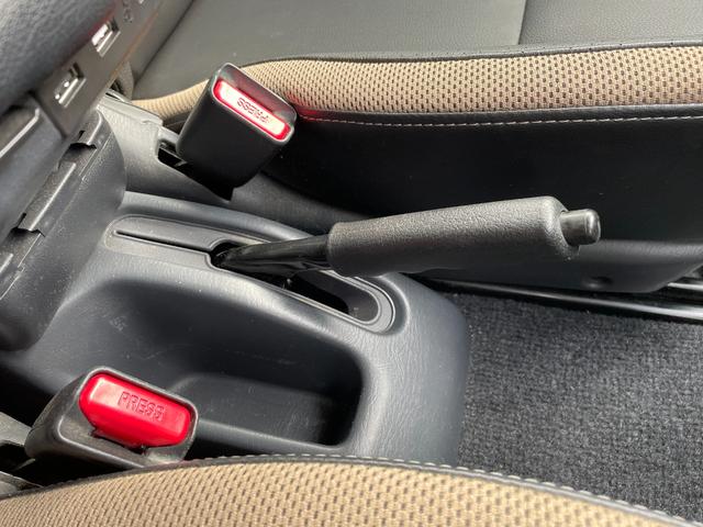 ジムニー ランドベンチャー　４ＷＤ　５Ｆ　純正ナビ　フルセグＴＶ　シートヒーター　ミラー型前後ドラレコ　合皮シート　純正フロアマット　ドアバイザー　純正１６インチＡＷ　Ｂｌｕｅｔｏｏｔｈ　禁煙（34枚目）