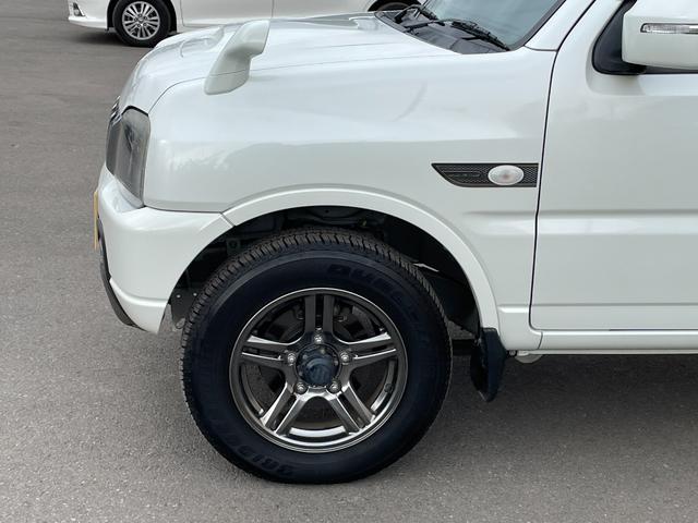 ジムニー ランドベンチャー　４ＷＤ　５Ｆ　純正ナビ　フルセグＴＶ　シートヒーター　ミラー型前後ドラレコ　合皮シート　純正フロアマット　ドアバイザー　純正１６インチＡＷ　Ｂｌｕｅｔｏｏｔｈ　禁煙（67枚目）