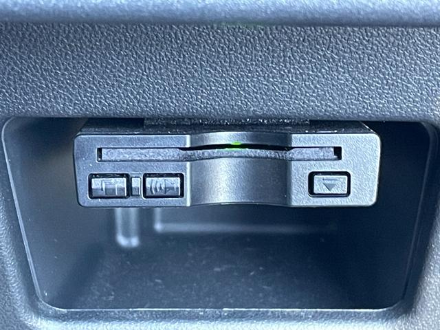 ウェイク GターボSAIII ターボ 純正ナビ 両側電動スライドドア ETC フルセグTV Bluetooth 純正14インチAW 衝突被害軽減 横滑り防止 USB オートライト オートマチックハイビーム アイドリングストップ(8枚目)