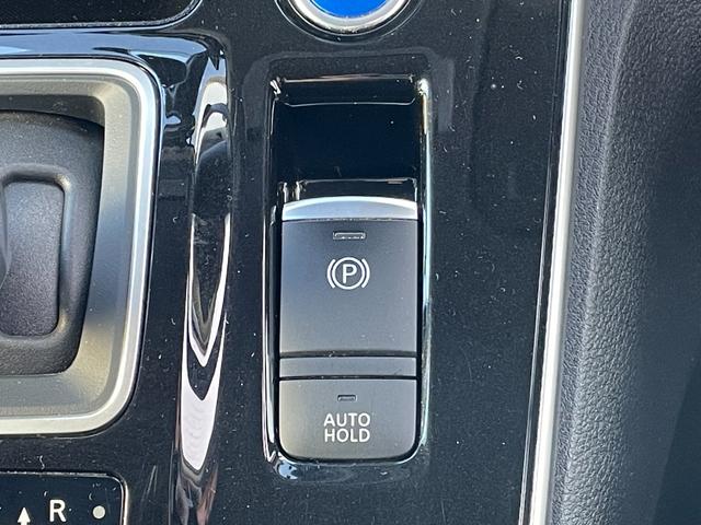 セレナ e-パワー ハイウェイスターV 純正ナヒ゛ Bluetooth フルセグTV CD DVD 全周囲カメラ レーダークルーズコントロールシステム ステアリングヒーター シートヒーター 両側電動スライドドア BSM ドライブレコーダー(40枚目)