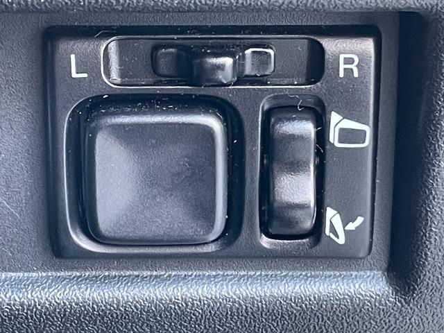 ジムニー ＸＬ　９インチナビ　フルセグＴＶ　Ｂｌｕｅｔｏｏｔｈ　バックカメラ　ＣＤ　ＤＶＤ　ラバーマット　ドライブレコーダー　ＥＴＣ　ステアリングスイッチ　純正アルミホイール　ＡＢＳ　横滑り防止装置　レーンアシスト（28枚目）