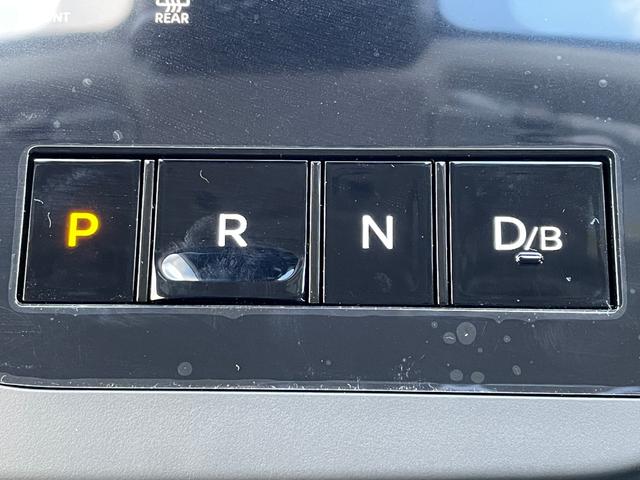 セレナ e-パワー ハイウェイスターV 純正12.3インチナビ BT フルセグTV HDMI 両側電動ドア アラウンドビューモニター プロパイロット クリアランスソナー レーンキープアシスト 衝突軽減ブレーキ ブラインドスポットモニター(35枚目)