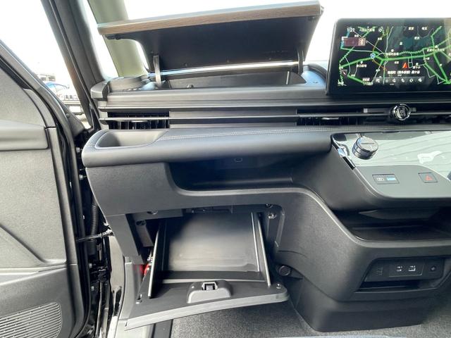 セレナ e-パワー ハイウェイスターV 純正12.3インチナビ BT フルセグTV HDMI 両側電動ドア アラウンドビューモニター プロパイロット クリアランスソナー レーンキープアシスト 衝突軽減ブレーキ ブラインドスポットモニター(53枚目)