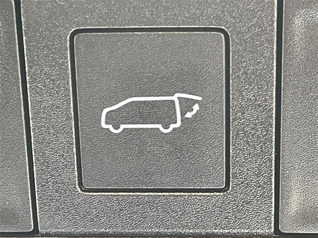 ノア ハイブリッドS-Z 純正ナヒ゛ 両側電動スライドドア サイドステップ 電動リアゲート フォグライト ハーフレザーシート シートヒーター ステアリングヒーター ミラー型ドラレコ ビルトインETC 追従型クルコン(9枚目)