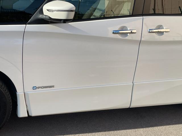 セレナ e-パワー ハイウェイスターV 純正ナヒ Bluetooth CD DVD TV USB 全周囲カメラ 両側電動スライドドア ドライブレコーダー クルーズコントロールシステム ETC BSM 純正フロアマット 純正アルミホイール(68枚目)